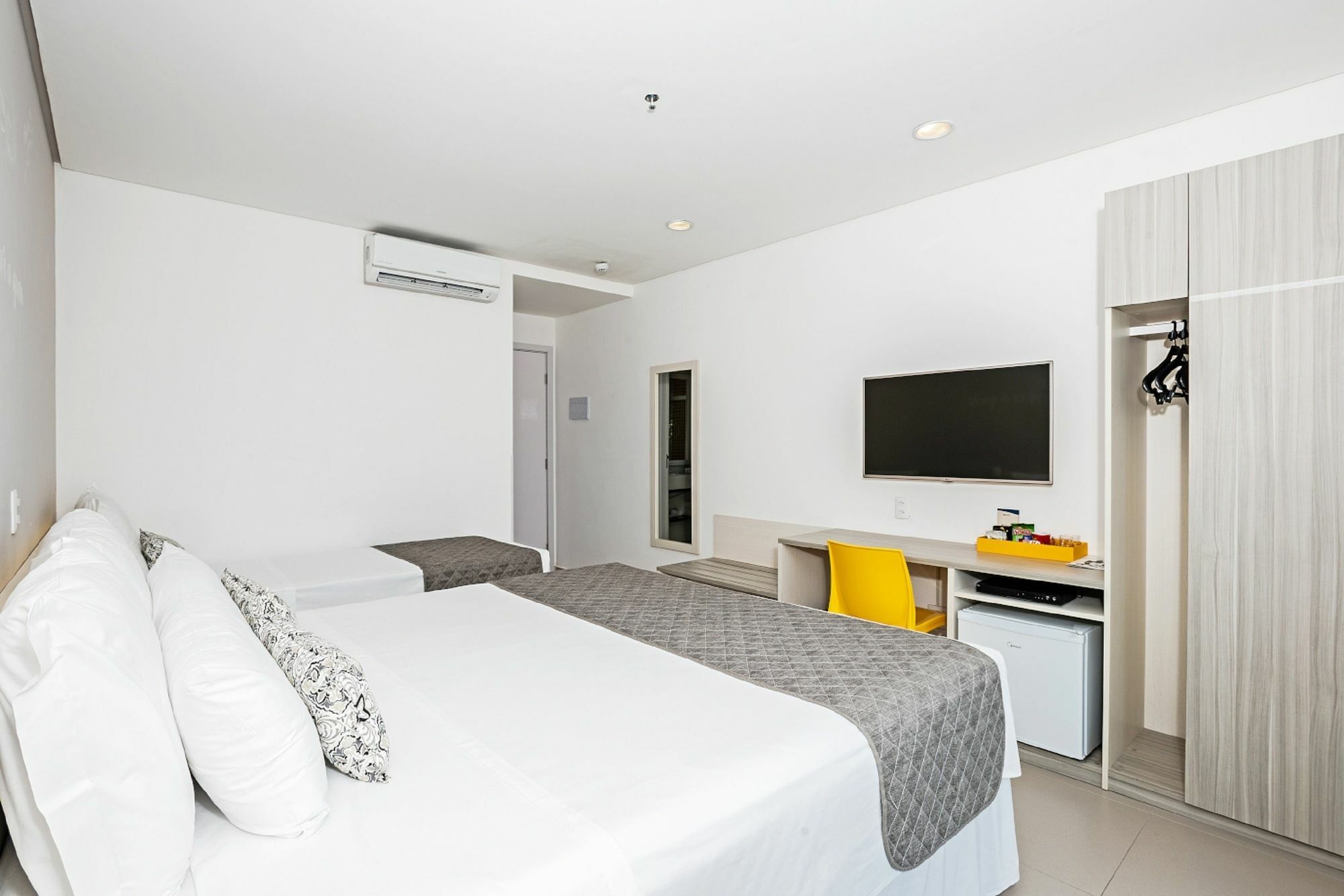 Nobile Hotel Γκουαρούχα Εξωτερικό φωτογραφία